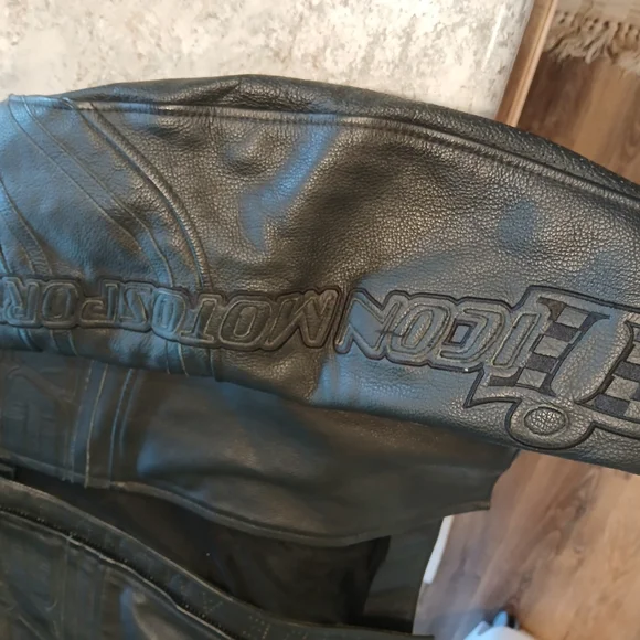 Icon Daytona Jacket - Picture 4 of 14